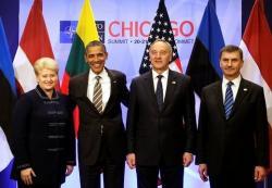 Vertice di Chicago, la NATO esalta il suo declino