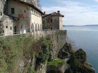 Galleria delle mie foto (più o meno) artistiche. Capitolo terzo: SANTA CATERINA (LAGO MAGGIORE)