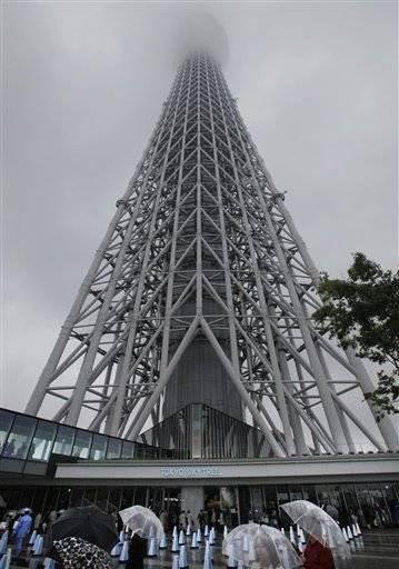 Tokio: inaugurata a  la torre più alta del mondo (634mt)