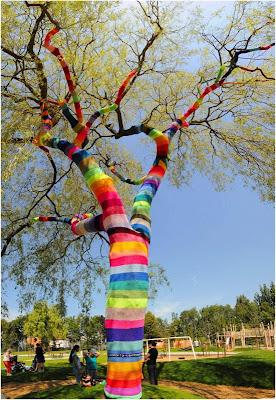 yarn bombing_Ute Lennartz-Lembeck