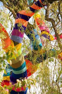 yarn bombing_Ute Lennartz-Lembeck
