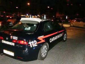 Roma: non danno la precedenza, accoltellata coppia di coniugi. Pregiudicato romano arrestato.