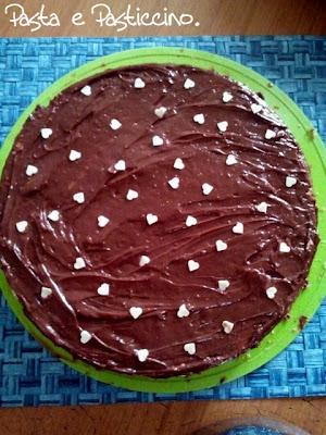 (SUPER)TORTA FARCITA CON CHEESECREAM & COPERTURA ALLA NUTELLA(CREAM)