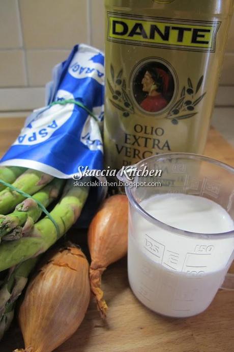 Pasta con Salsa agli Asparagi