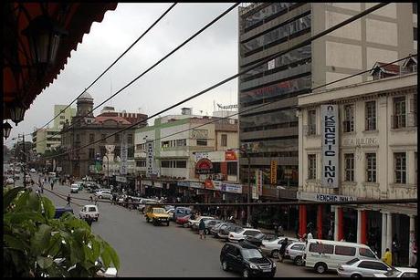 Enorme deflagrazione in centro a Nairobi, 28 feriti. Un attentato?