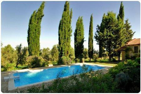 Una selezione dei migliori agriturismi con piscina per prepararsi all’estate