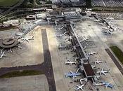 Maltempo lavori sulla pista: caos al’aeroporto Londra Gatwick