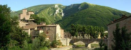 castello brancaleoni piobbico panorama