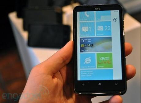 HTC HD7 Windows Phone 7 è ufficiale – Caratteristiche Tecniche [Video]