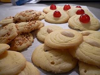 BISCOTTI AL BURRO? ESPERIMENTO SEMI-RIUSCITO...