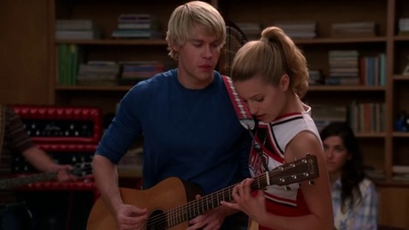 Glee s02e04