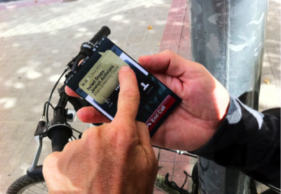NewsSlate Phone Notizie dal Futuro