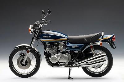 Kawasaki 750 RS (Z2) 1973 by AUTOart