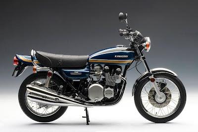 Kawasaki 750 RS (Z2) 1973 by AUTOart