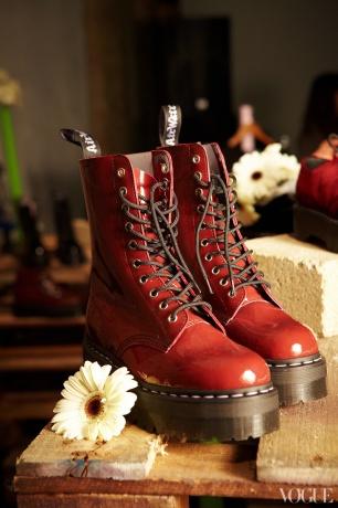 AUGUST 2012 || AGYNESS DEYN collaborates with DR. MARTENS.