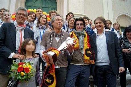 Come si conquista una città con la Pallanuoto: le immagini della festa di Imperia