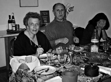 Dadamaino, gli anni ’70, Dadmaino con Tommaso Trini e Lea Vergine Dadamaino, gli anni ’70, Dadmaino con Tommaso Trini e Lea Vergine