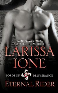 Recensione: IL CAVALIERE ETERNO di Larissa Ione (Fanucci)