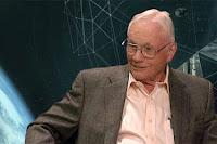 Neil Armstrong: una rara intervista in attesa di ritornare a prendere la sua telecamera sulla Luna