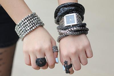 TRENDS ... bracelets!