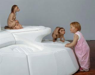 I mutanti e gli esseri umani: le opere di Patricia Piccinini