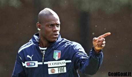 Europei di calcio, si ferma Balotelli, grave infortunio a Barzagli