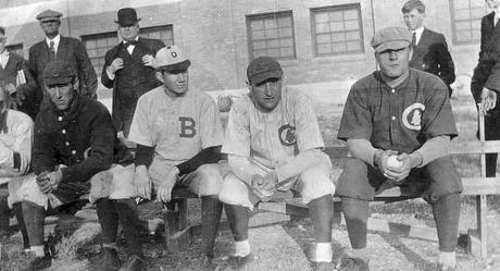 chicago-cubs-1912-home-road-uni