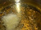 Milano: scopre tradimento marito ustiona l'olio bollente. Arrestata