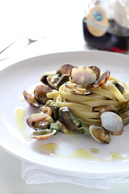 Linguine vongole, carciofi e colatura di alici