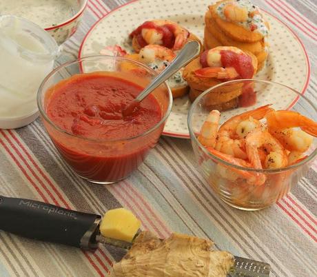 Sablè con ricotta stagionata e riduzione di pomodoro