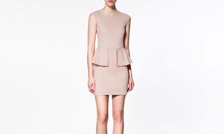 VESTITO VOLANTE IN VITA