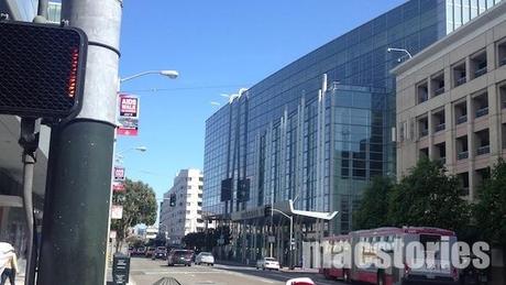 Inizia la decorazione al Moscone West per il prossimo WWDC 2012