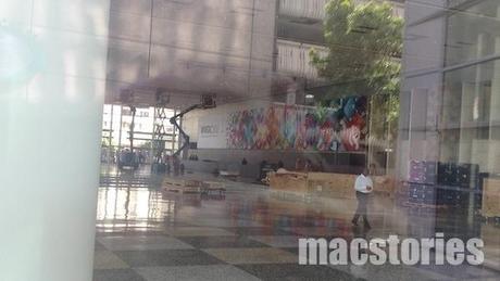 Inizia la decorazione al Moscone West per il prossimo WWDC 2012