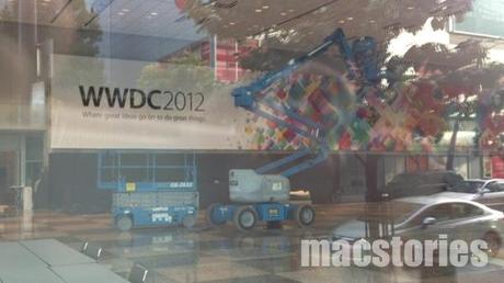 Inizia la decorazione al Moscone West per il prossimo WWDC 2012