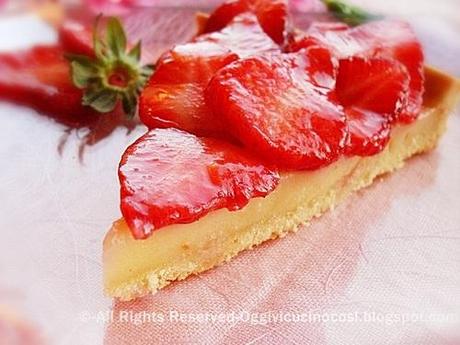 Crostata di Fragole con crema alla panna cotta