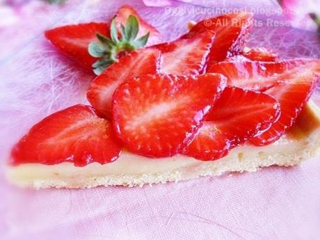 Crostata di Fragole con crema alla panna cotta