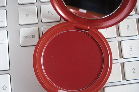 Stila Convertible Color in Poppy.