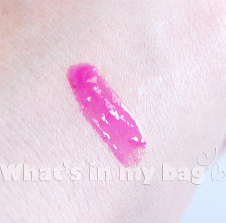 A close up on make up n°87: Pupa, Waterfall gloss n° 02 Ibiscus Fuchsia Collezione Hot Tropics