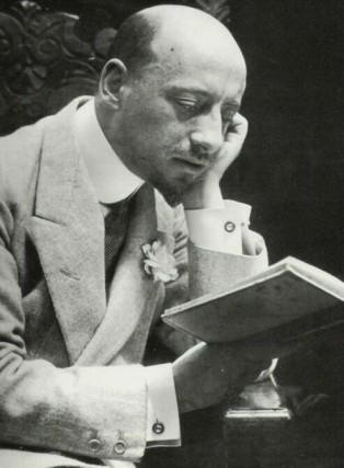 Tracce maturità: Gabriele D’Annunzio? il personaggio, l’uomo e la poetica