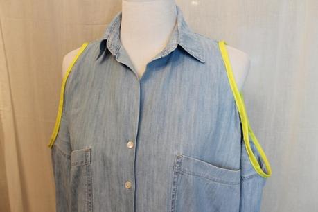 FASHION DIY: Cut-out FLUO shoulder shirt / Camicia spalle FLUO tagliate