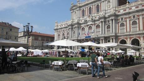 Outfit: Torino, Extravaganza - Mercatino del Vintage