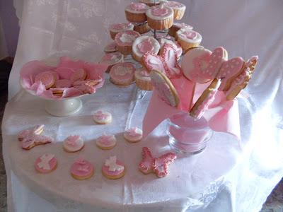 cupcakes and cookies decorati