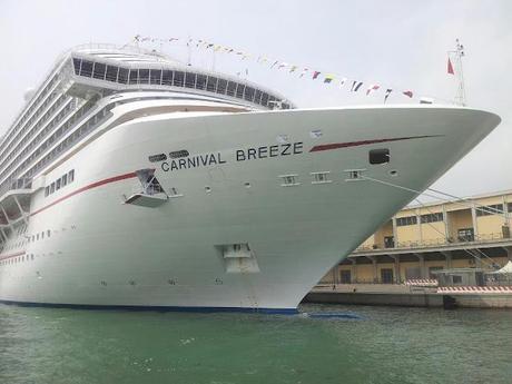 NUOVA AMMIRAGLIA PER CARNIVAL CRUISE LINE: LA CARNIVAL BREEZE