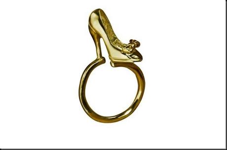 MiniaC exclusively for shoescribe.com - Ring