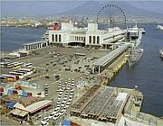 Porto di Napoli: una ruota panoramica  per «acchiappare» i turisti – Rassegna Stampa D.B. Cruise Magazine