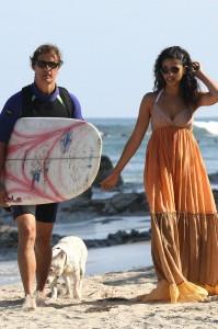 matthew mcconaughey surfista per amore lapressemi240509spe0015 199x300 Matthew McConaughey si è sposato con una modella brasiliana   vetrina gossip 