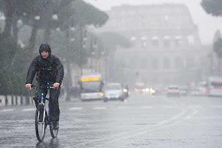 Ancora brutto tempo. Ma giovedì arriva l'estate!