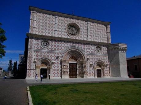 l'aquila,terremoto,città,new town,collemaggio,ponteggi