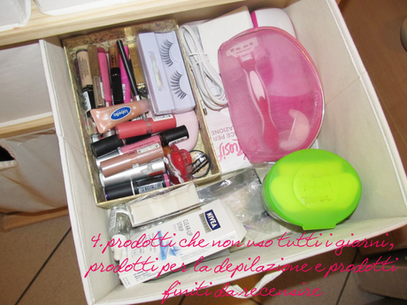 #How_to organize the perfect makeup station