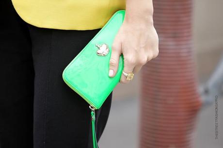 In the Street...Black & Yellow with a touch of Fluo, Paris